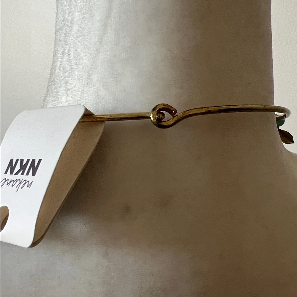 NKN Nekane Joyce Blue Beaded Gold Disc Distressed Choker Necklace NWT Reg. $89 - Picture 4 of 9